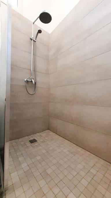 La Rotonde Remoise Apartment แร็งส์ ภายนอก รูปภาพ